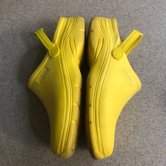 EASY USA Comfort Beach Clogs 9 - Picture 6 of 8